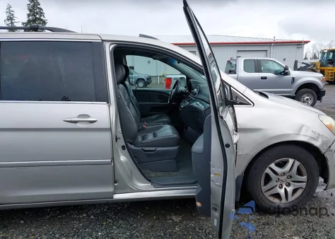 2006 Honda Odyssey Touring из США, поврежденный, VIN 5FNRL38846B053837